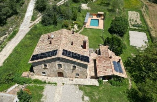 Gurb Cottage | Cabin ∙ 6 bedrooms ∙ 18 guests