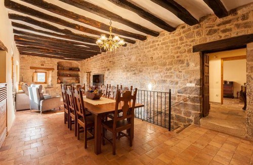 Sant Mateu de Bages Cottage | Cabin ∙ 4 bedrooms ∙ 12 guests