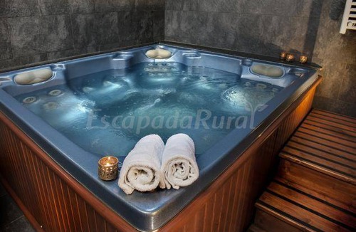 Les Pallargues Cottage | Cabin ∙ 6 bedrooms ∙ 21 guests