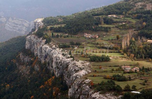 Vallcebre Cottage | Cabin ∙ 8 bedrooms ∙ 24 guests