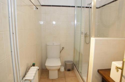 Guardiola de Bergueda Apartment | Cal Cinto · Apartamento rústico y renovado 7p