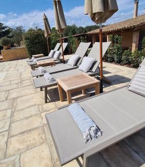 San Martin Sarroca House | Cal Colina - Karaktervol landhuis met privé zwembad