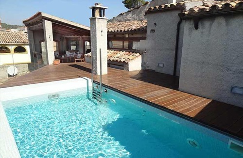 Sant Marti de Tous Bed & Breakfast | Cal Fuster De La Plaça