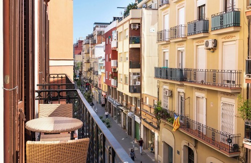 Collblanc y La Torrassa Apartment | Caliu Apartments Barcelona - Camp Nou