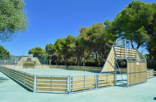 Vallpineda RV Rental | Camping El Garrofer