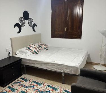 Vallromanes House | Can Ginesta Muy feliz&tranquilo