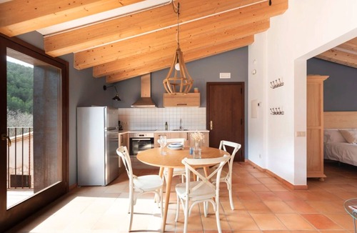 Orpi Apartment | Can Morei - Montserrat. Aparte. 2/3 Personas