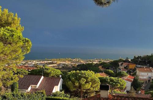 Premia de Dalt Apartment | Casa Can Bellavista Barcelona town house