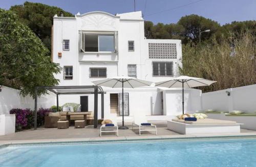 El Canyet House | CASA CANYET con piscina a un paso de Barcelona y la playa