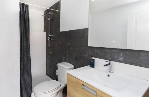 El Canyet House | CASA CANYET con piscina a un paso de Barcelona y la playa
