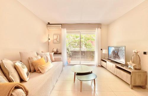 Collblanc y La Torrassa Apartment | Casa Natura Barcelona Fira & Camp Nou Stadium