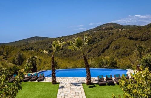 Vallpineda Villa | Casa Nova Estate