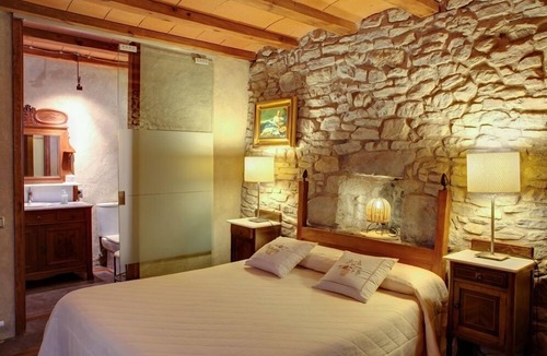 Casserres Villa | Casa Torres - 7 bedroom villa with inside + outside swimming pool