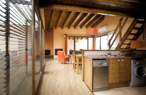 Perafita House | Casas Estamener - Rent 6 Charming Holiday Homes with 14 Bedrooms in Total