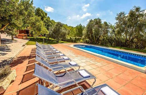 Les Masuques Villa | Catalunya Casas Country Chateau for 22 persons - close to Sitges!