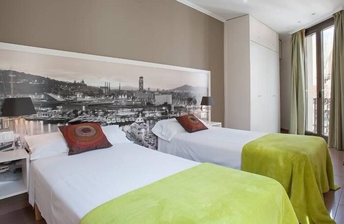 La Ribera Apartment | Central apartment with 3 bedrooms and 2 bathrooms