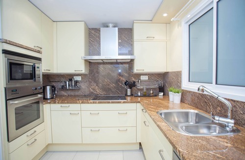 Sitges Town Center Apartment | Central Sitges - sunny, terraces, 150m beach, Luxe, Free Wi-Fi, 100% Air Con