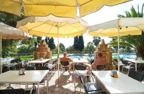 Castellet i la Gornal Ski Chalet | Chalet with air conditioning on beautiful park