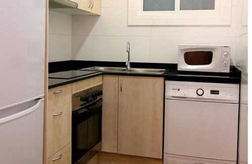 L'Antiga Esquerra de l'Eixample Apartment | CLASSBEDROOM EIXAMPLE FREE 211, 1 1