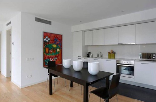 Poblenou House | Cosy 2 Bedrooms Apartment Front of the Beach