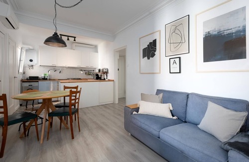 Sants Apartment | Cosy Sants Apartment