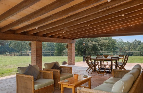 Sant Iscle de Vallalta House | Country House 'Rocosa' with Mountain View, Wi-Fi and Air Conditioning