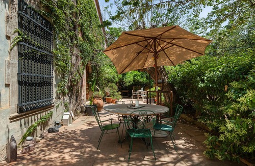 Vilanova del Valles Villa | Country House 'Casanova' with Private Pool, Shared Terrace and Wi-Fi