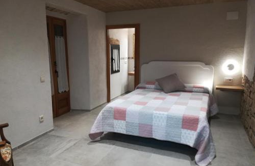 Sant Bartomeu del Grau House | Country House El Permanyer