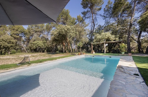 Calders House | Country House 'Les Hectarees' with Mountain View, Private Pool and Wi-Fi