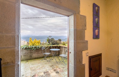 Centelles House | Country House 'Mas Vinyoles' with Mountain View, Private Pool and Wi-Fi