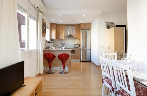 Les Corts Apartment | Cute Apartment in Sants Station with HBO & Alexa & AC