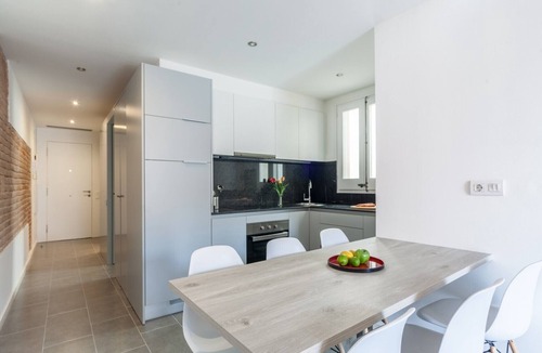 Esquerra de l'Eixample Apartment | DELUXE, central, boho, views, 3 bedrooms
