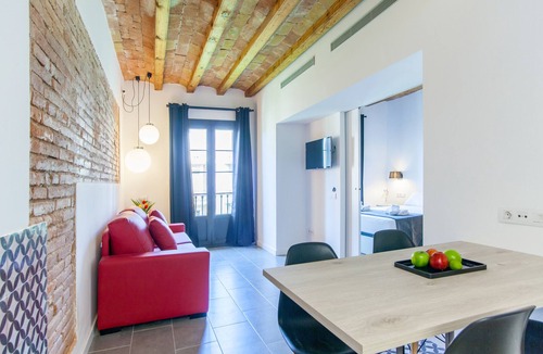 Esquerra de l'Eixample Apartment | DELUXE, central, city views, balcony
