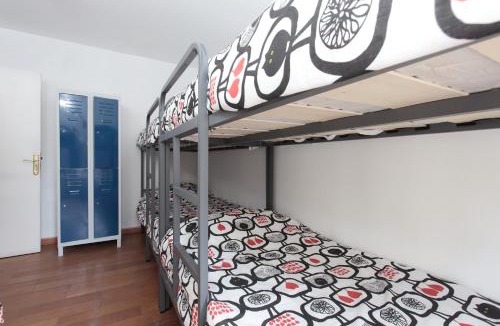 Dreta de l'Eixample Hostel | Diagonal House Hostel