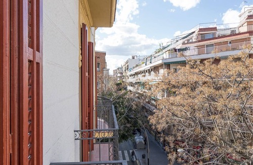 El Poble-sec Apartment | Elegantniy apartment for 5 people in Poble Sec