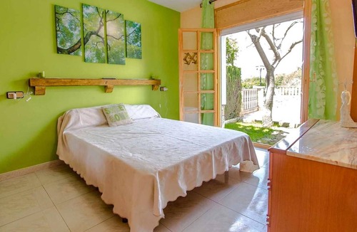 Castellet i la Gornal Villa | Enticing Elegance - 10min to Costa Dorada beaches!