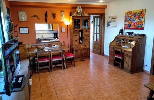 Piera House | Entire house near Barcelona ideal families and groups. Guaranteed fun.