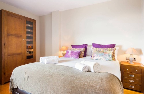el Camp d'en Grassot i Gracia Nova Apartment | 80 m² Apartment ∙ 2 bedrooms ∙ 3 guests