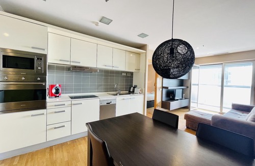 El Port Apartment | Apartment in front of Fira Gran Via