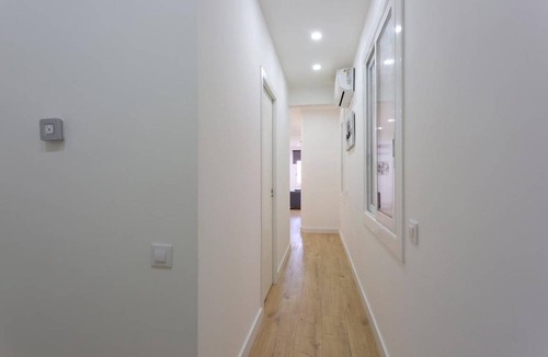 La Maternitat i Sant Ramon Apartment | 75 m² Apartment ∙ 3 bedrooms ∙ 4 guests
