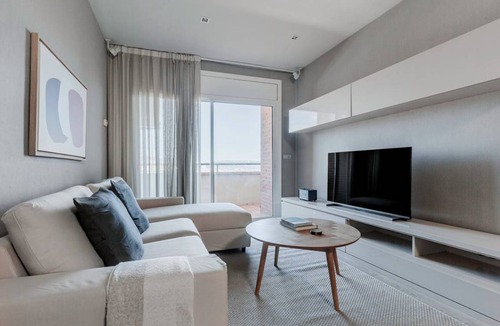 La Maternitat i Sant Ramon Apartment | 124 m² Apartment ∙ 3 bedrooms ∙ 5 guests