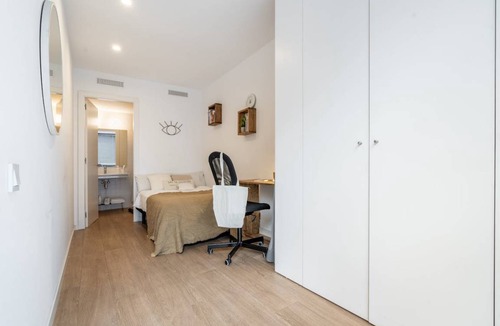 La Maternitat i Sant Ramon Resort | 100 m² Private room ∙ 1 bedroom ∙ 1 guest
