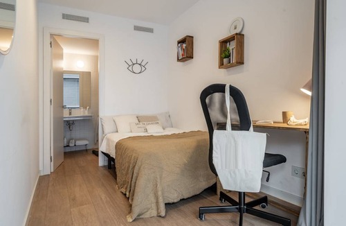 La Maternitat i Sant Ramon Resort | 100 m² Private room ∙ 1 bedroom ∙ 1 guest