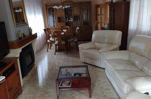 Santa Maria de Palautordera House | House ∙ 3 bedrooms ∙ 9 guests
