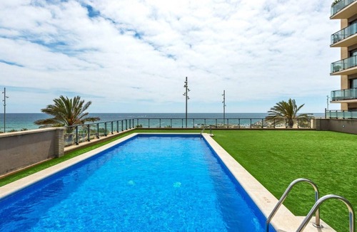 Badalona Apartment | EXCELLENT LOCATION 3 ROOMS EST. MIN. 31 NIGHTS