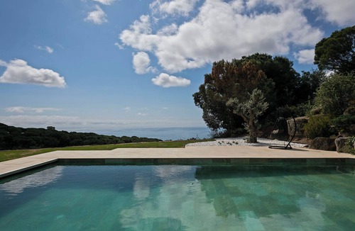 Sant Andreu de Llavaneres Villa | Exclusive Luxury Villa near Barcelona