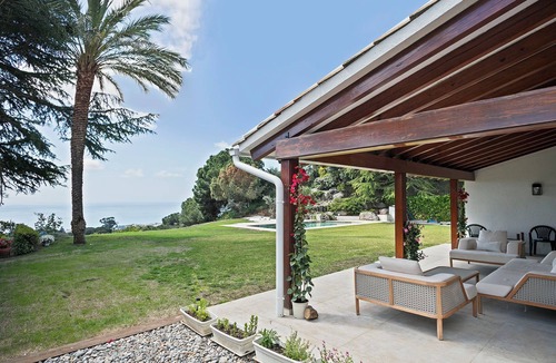Sant Andreu de Llavaneres Villa | Exclusive Luxury Villa near Barcelona