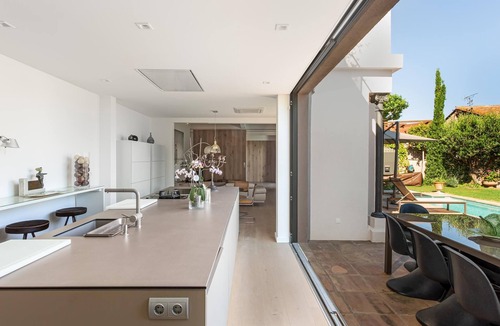 Sant Vicenc de Montalt Villa | Exclusive Chalet Sea Views - 5 min from Golf