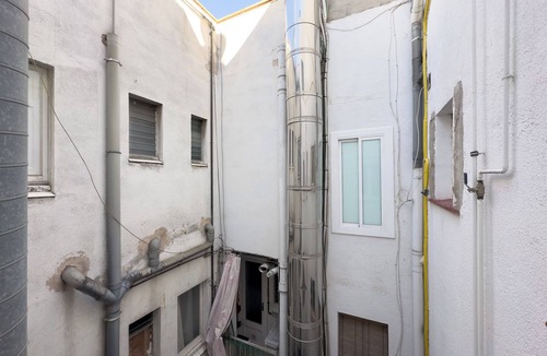 Porta Apartment | FABRATIC-3h - Three Bedroom Apartment, Sleeps 5