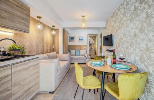 Castelldefels Apartment | G2 = You and Me